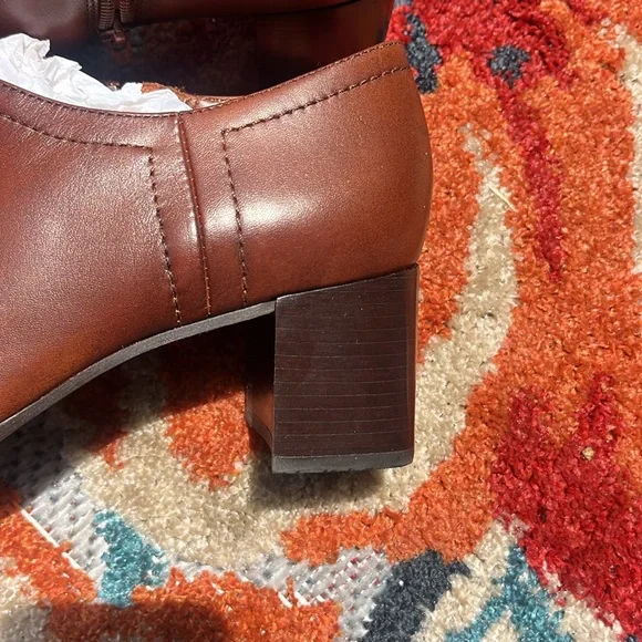 Naturalized Women’s 8M Brown Leather Shoes Boots Zip with heel stitch in time - Picture 6 of 13